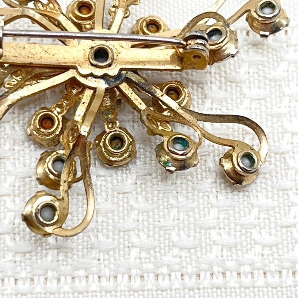 Vintage Milk Glass & Crystal Rhinestone Gold Tone Pinwheel Snowflake Brooch